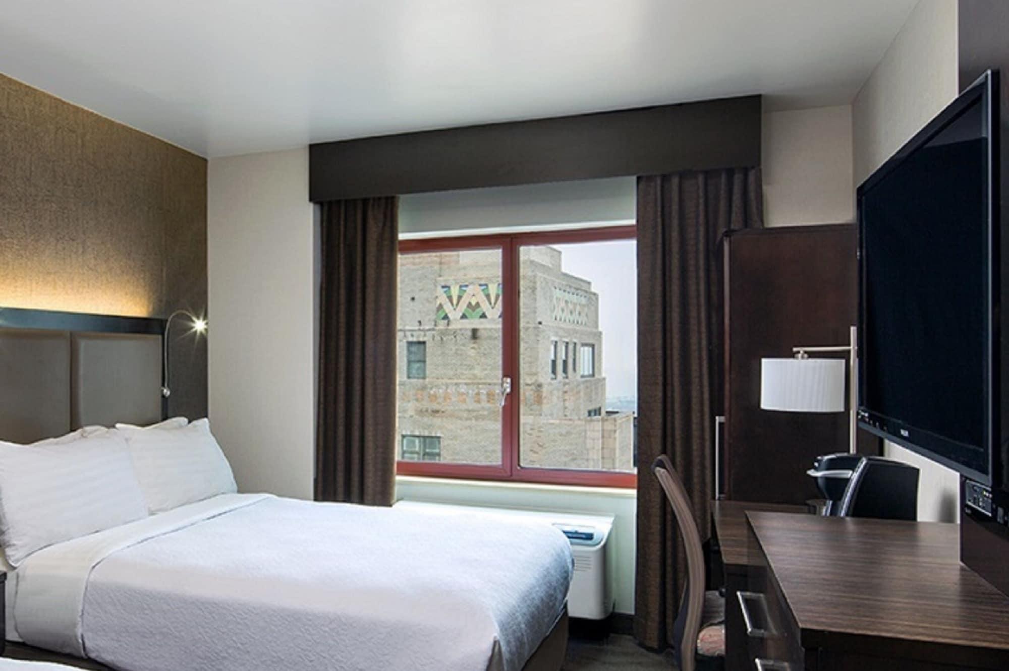 HOLIDAY INN MANHATTAN FINANCIAL DISTRICT, AN IHG HOTEL, NEW YORK